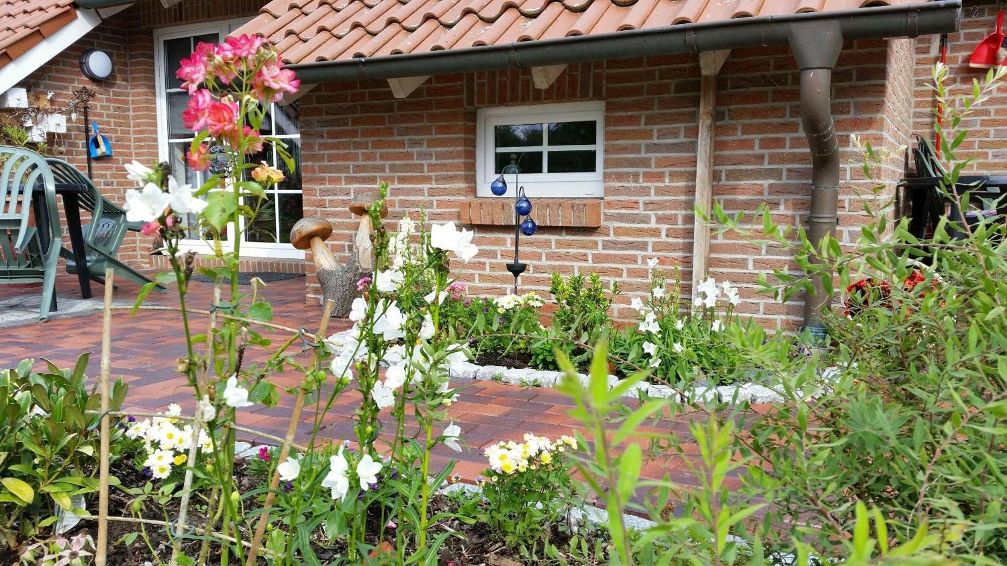 Haus-Schiffer-Ferienwohnung-Finja Rhauderfehn Exterior photo